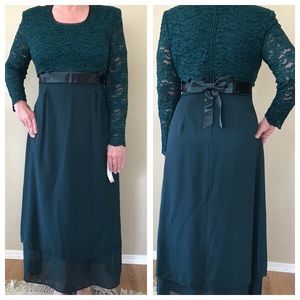 JEFFERY & DARA EVENING GOWN